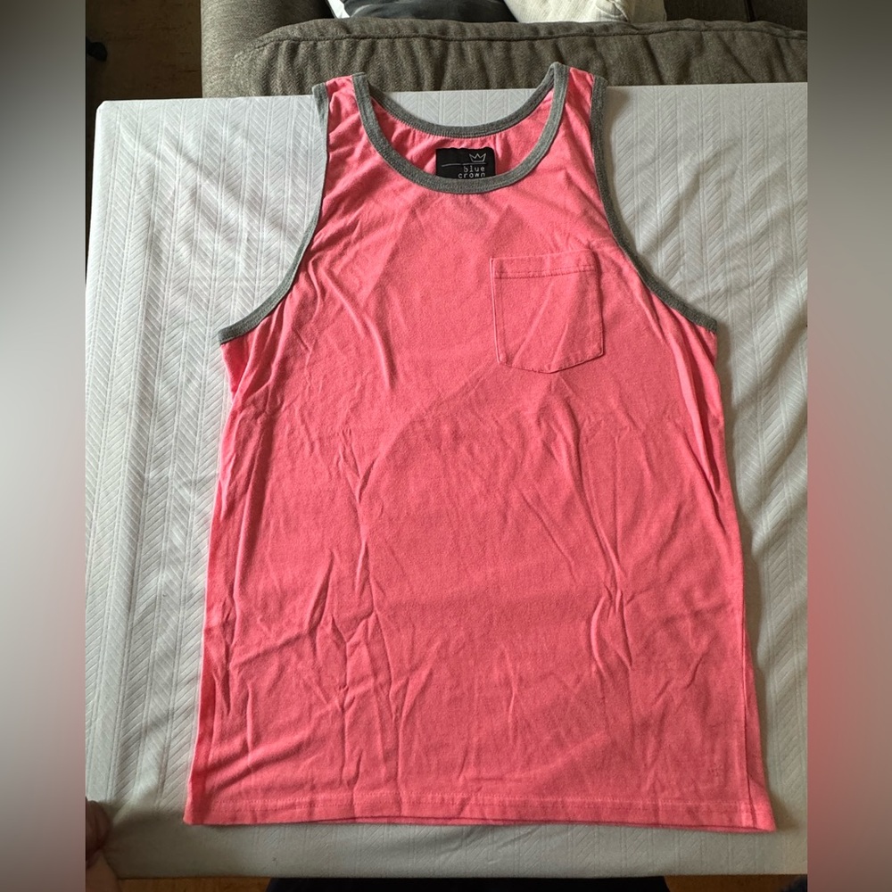 Pink Tank top - Picture 1 of 6
